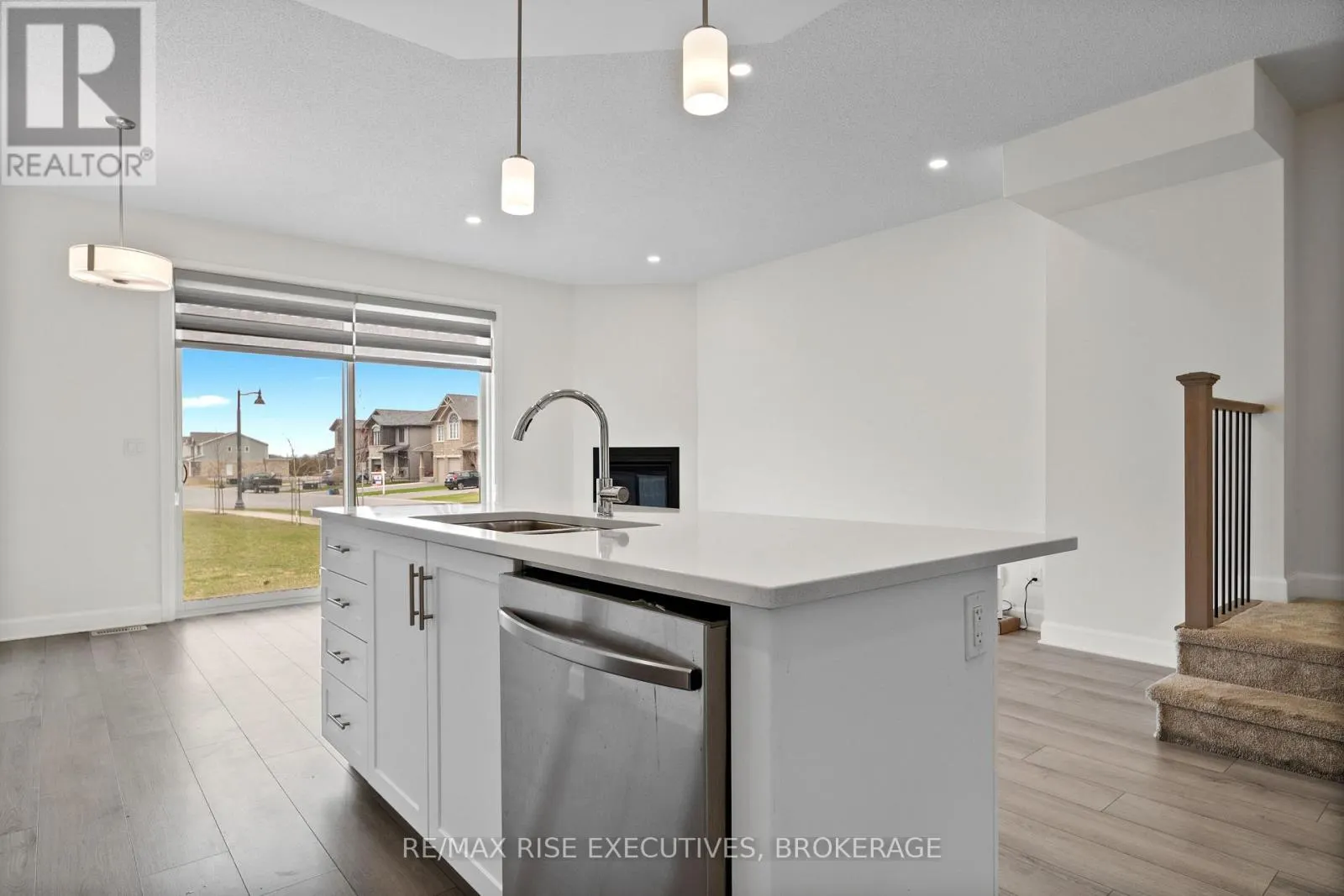 353 BUCKTHORN DRIVE