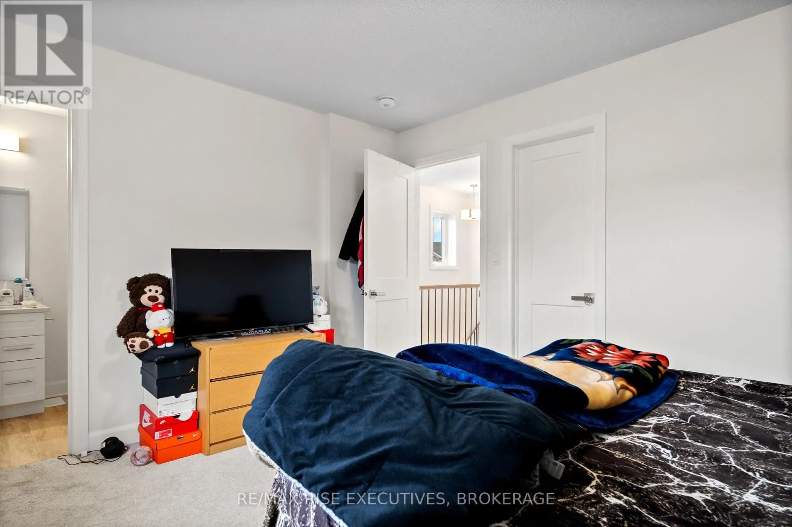 353 BUCKTHORN DRIVE