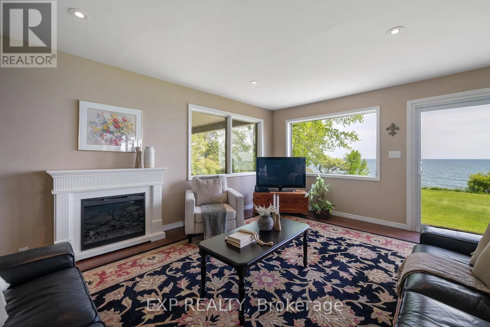 519 LAKESHORE ROAD