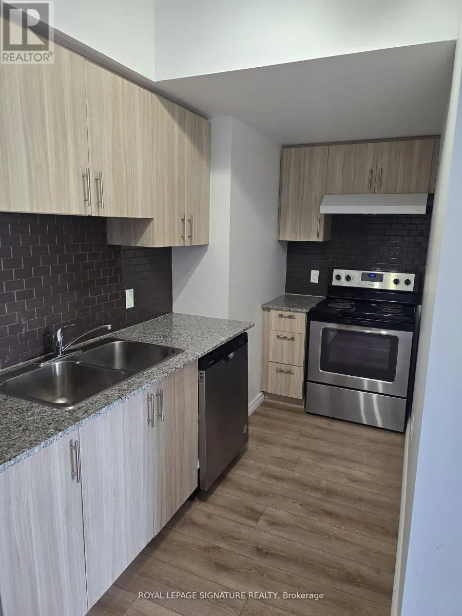 G611 - 275 LARCH STREET