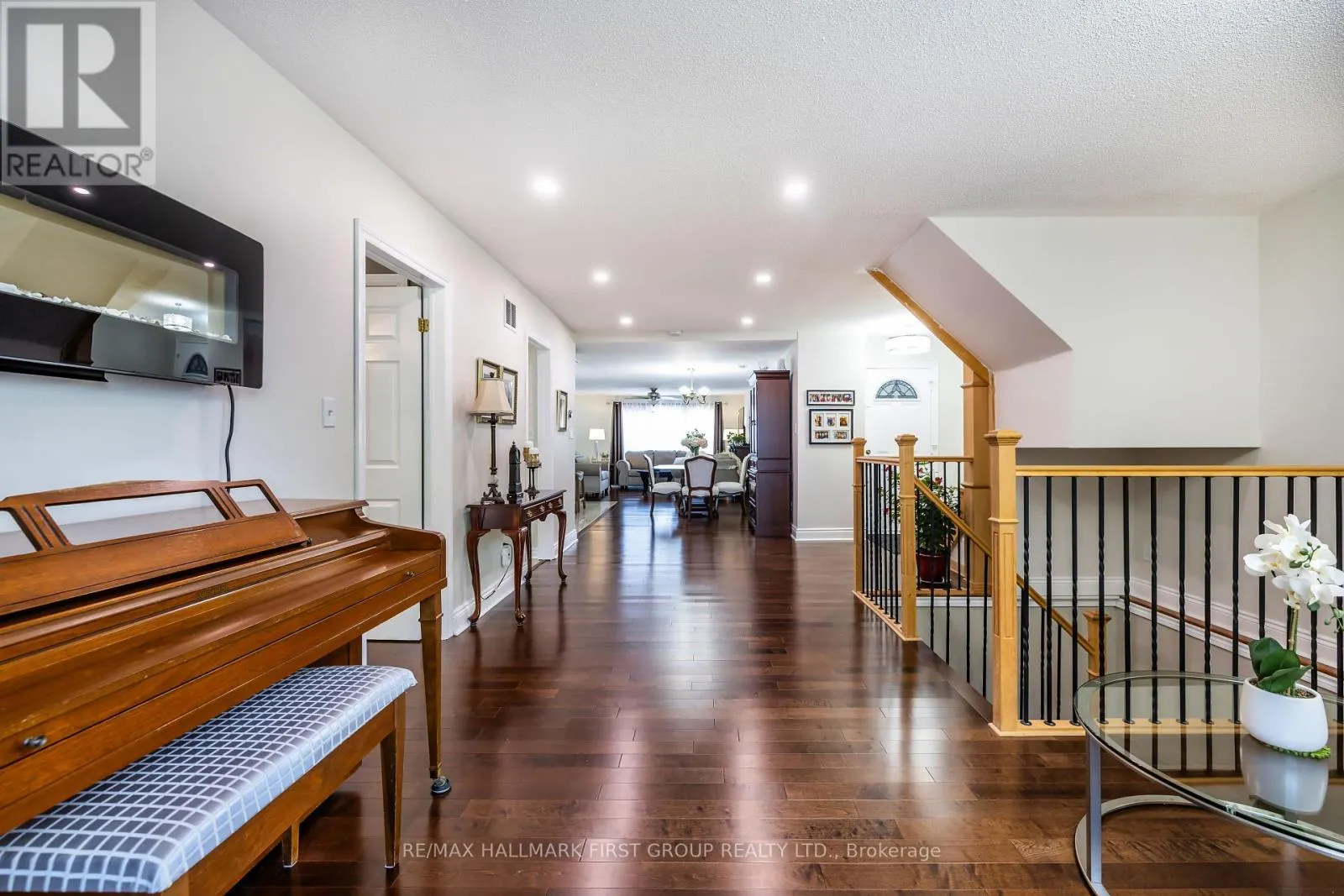 61 DRUAN DRIVE