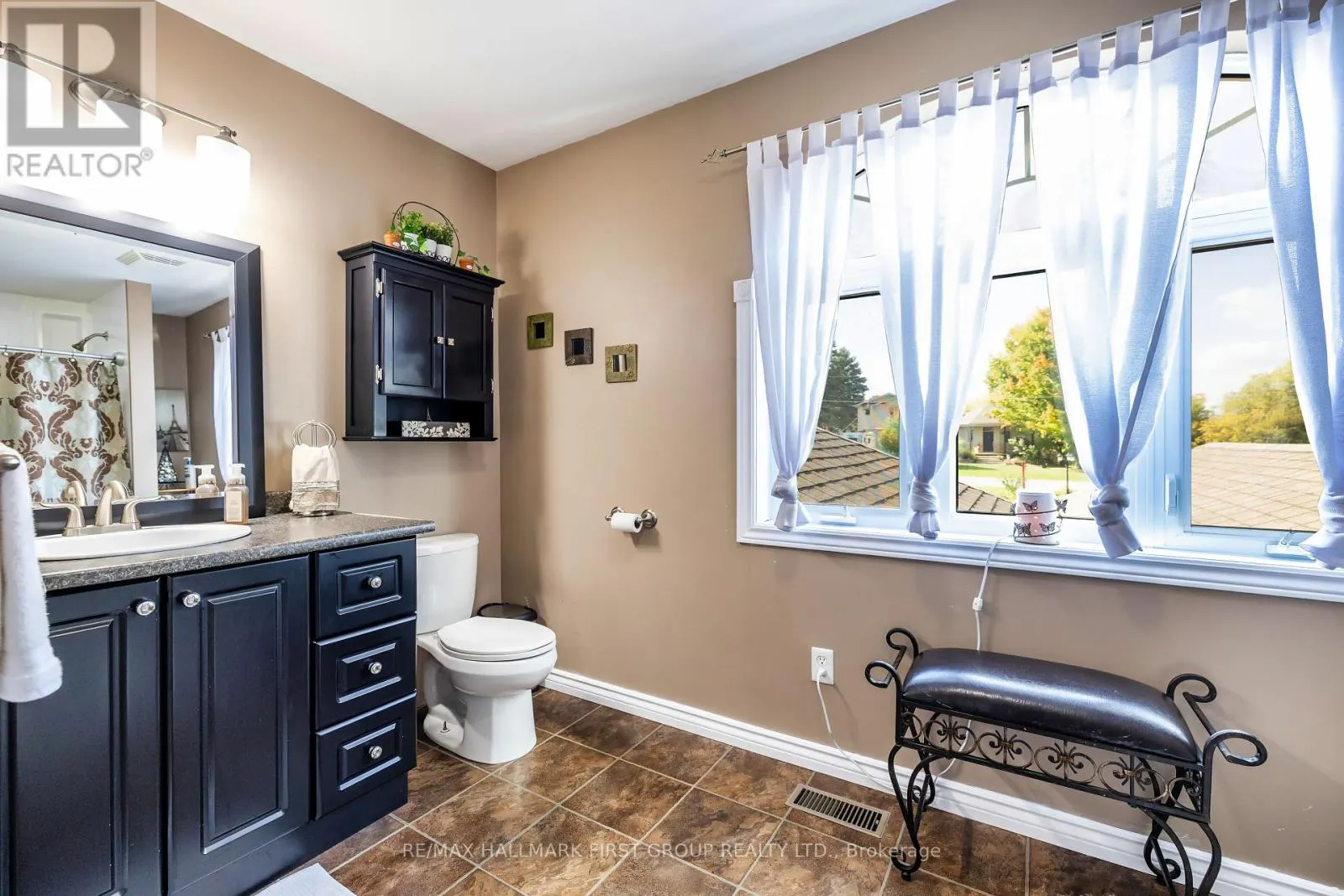 61 DRUAN DRIVE