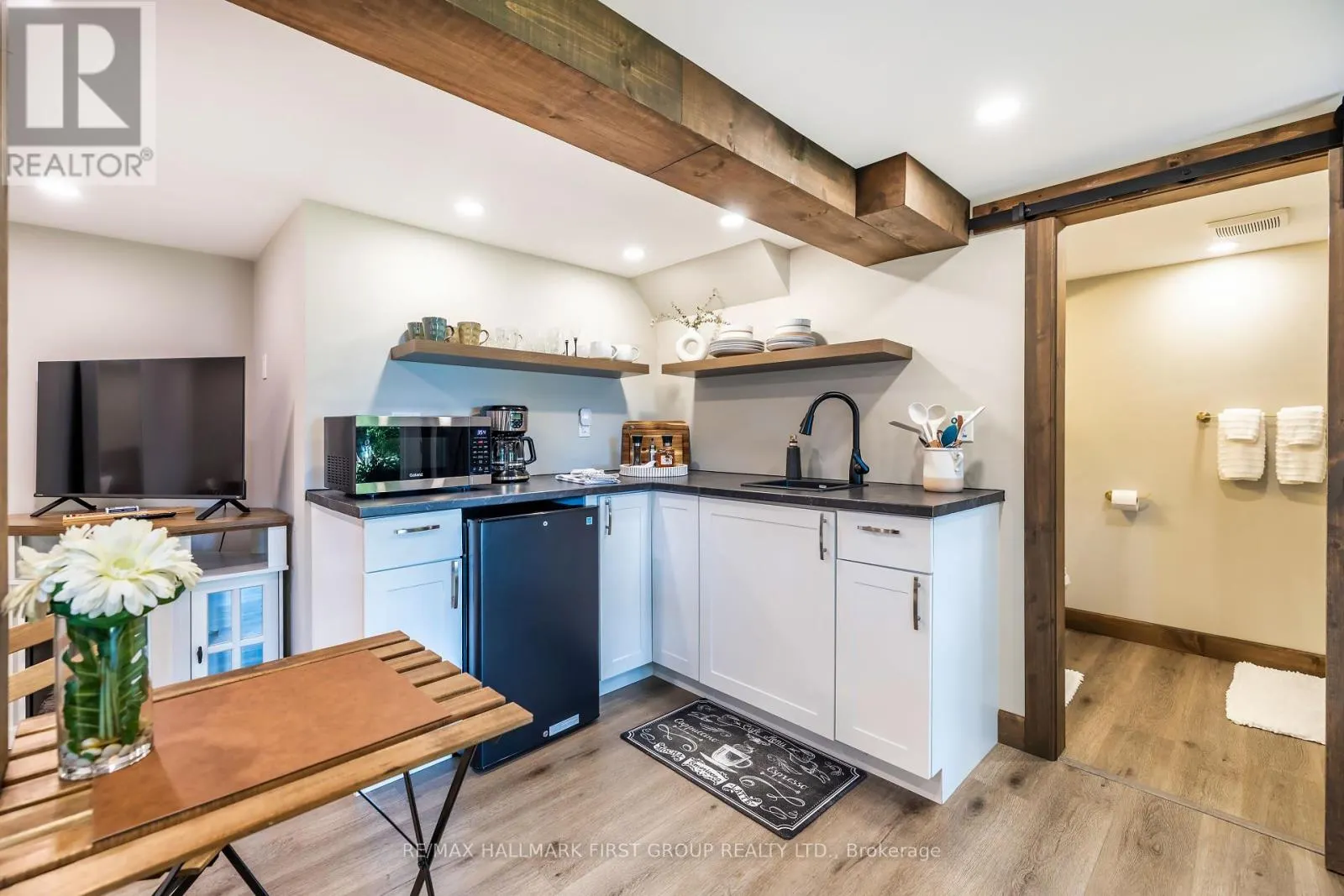 61 DRUAN DRIVE