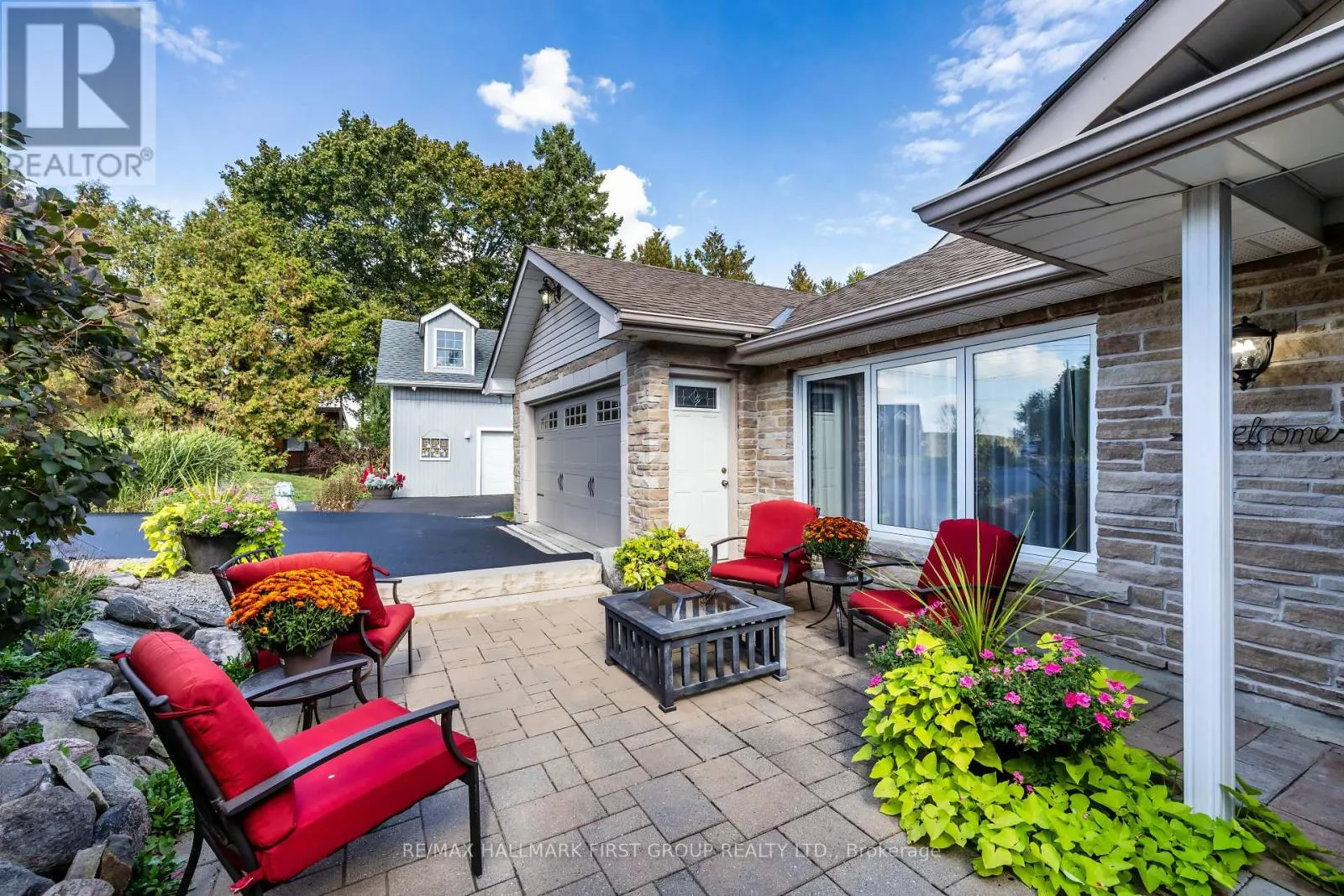 61 DRUAN DRIVE