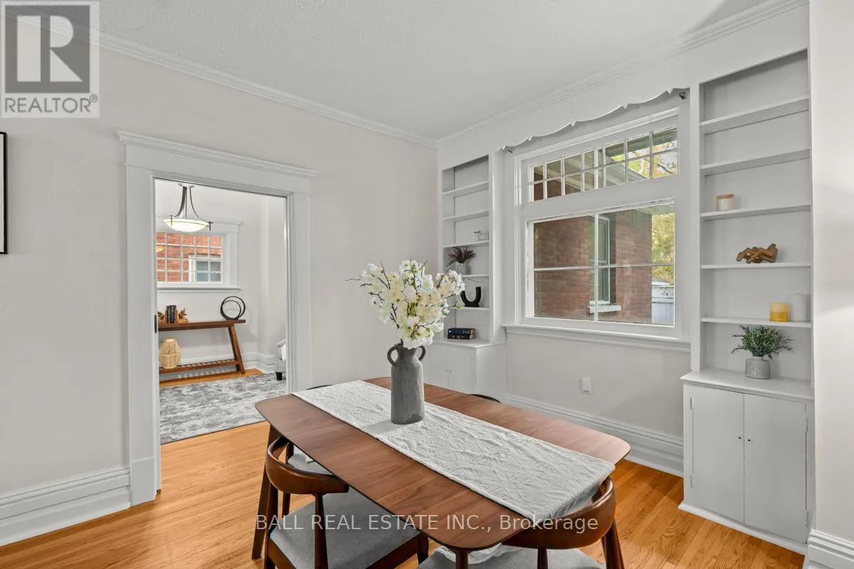 597 GILMOUR STREET