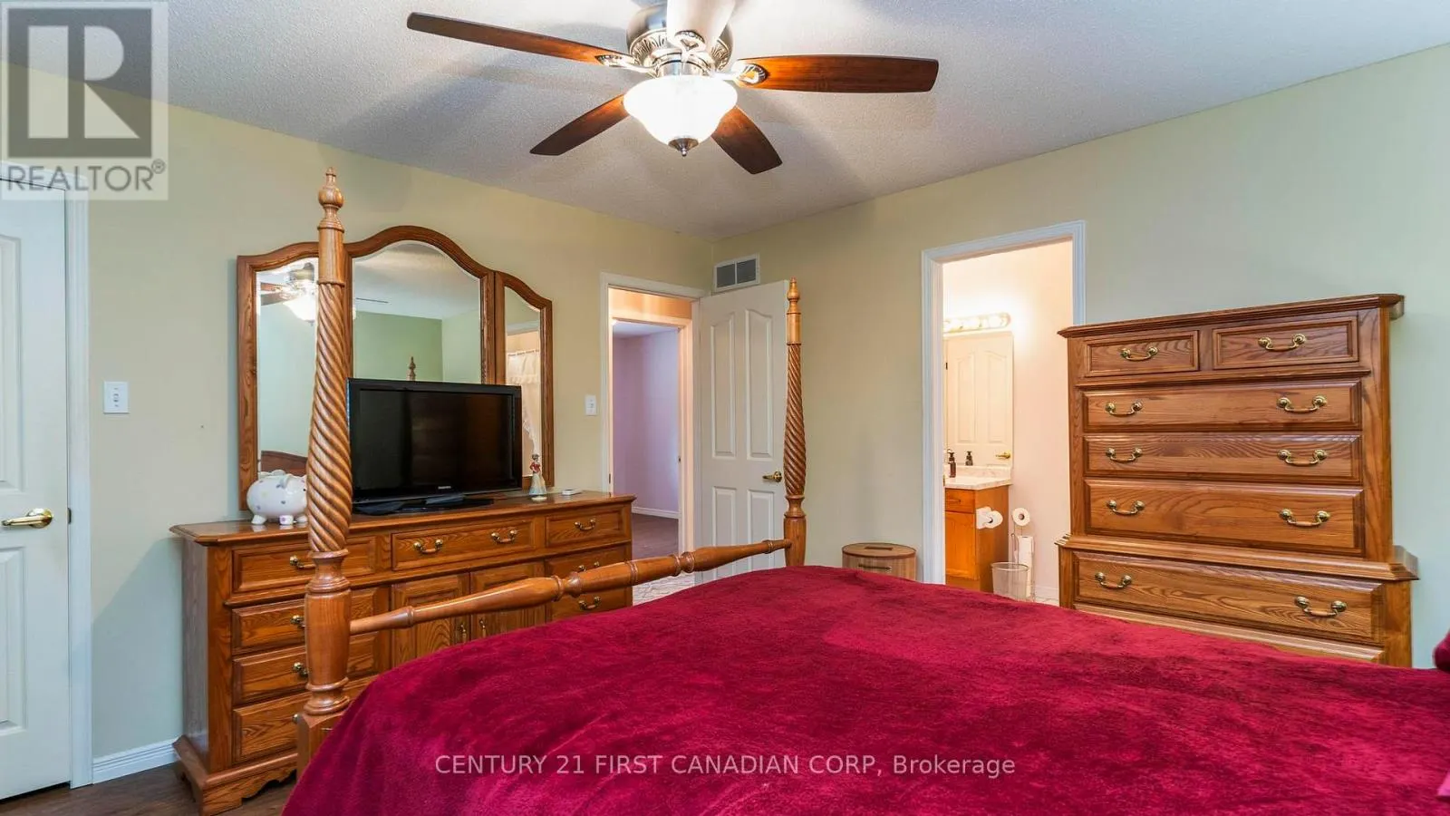 39 YARMOUTH DRIVE
