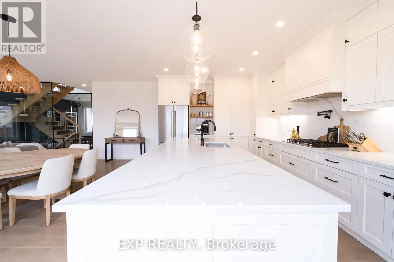 81 HOMESTEAD WAY