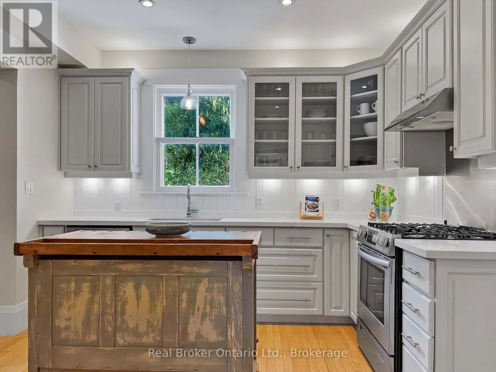 65 FORBES AVENUE