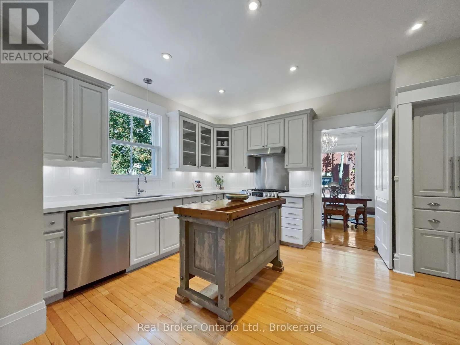 65 FORBES AVENUE