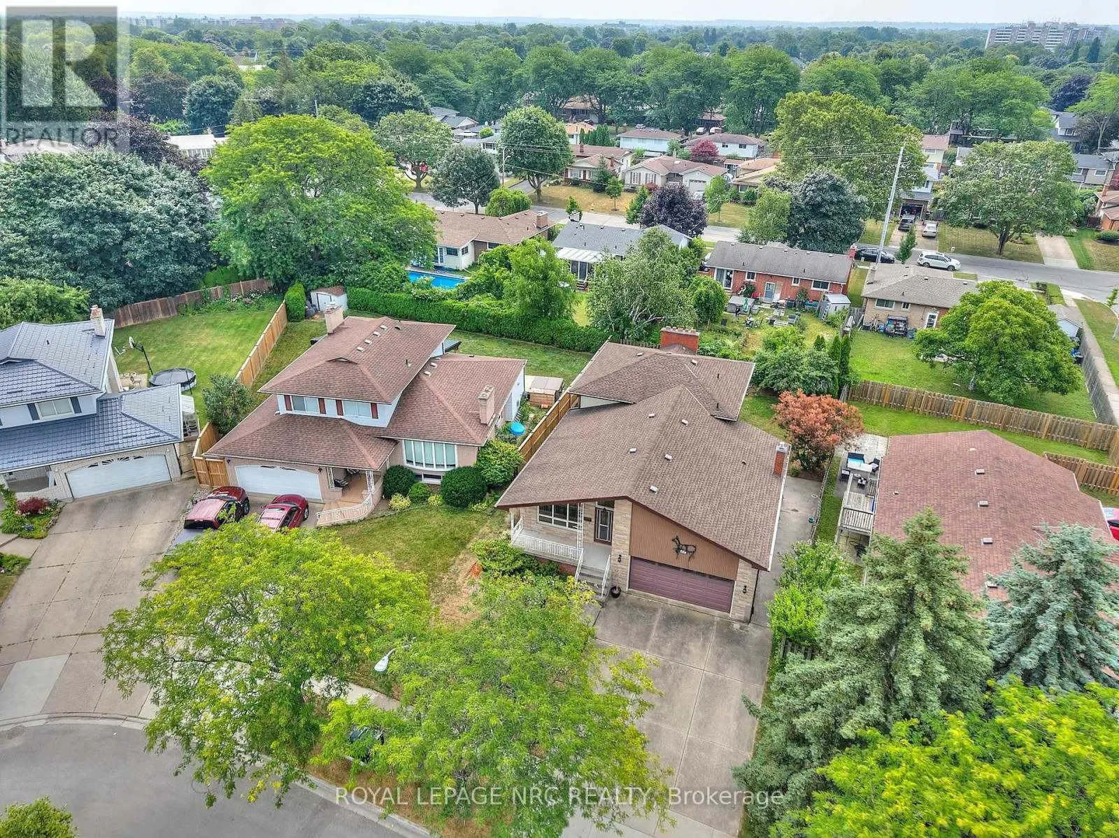 27 ORLANDO DRIVE