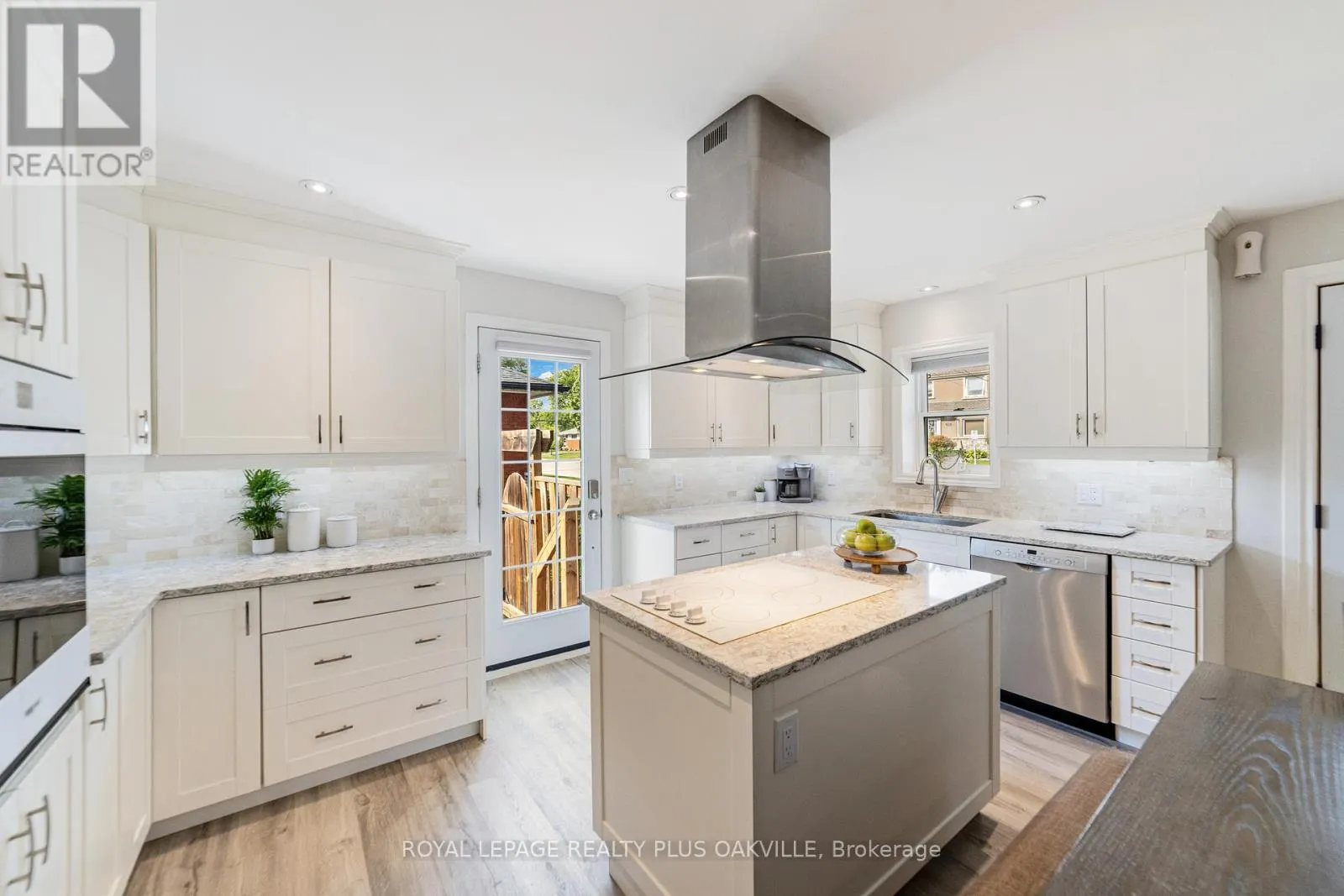 149 WEST 32ND STREET