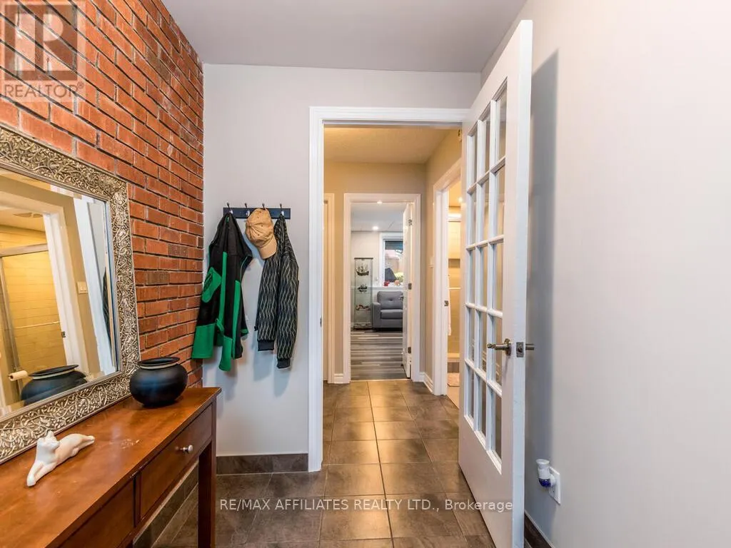 203 BOOTH STREET