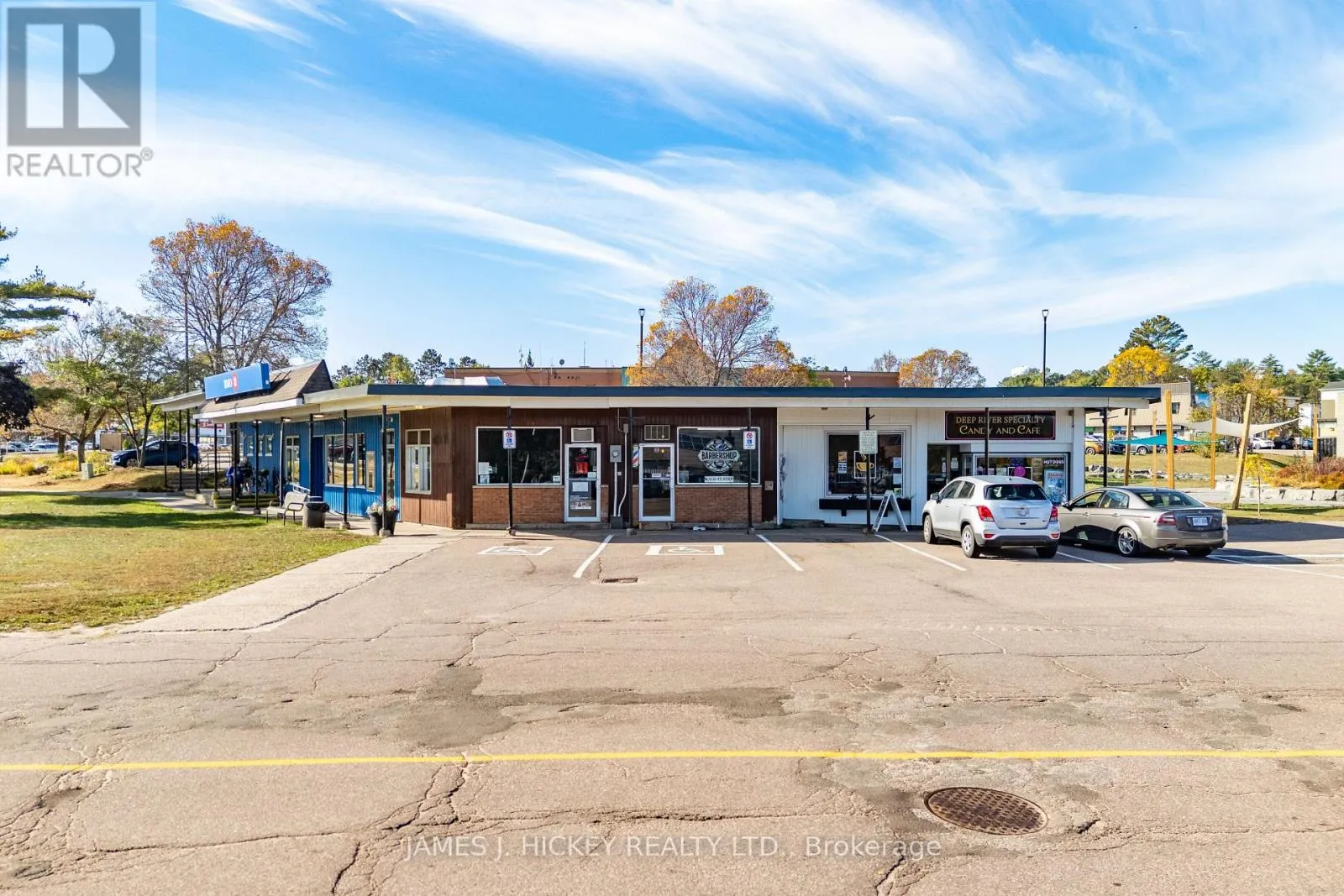 10 RIDGE ROAD