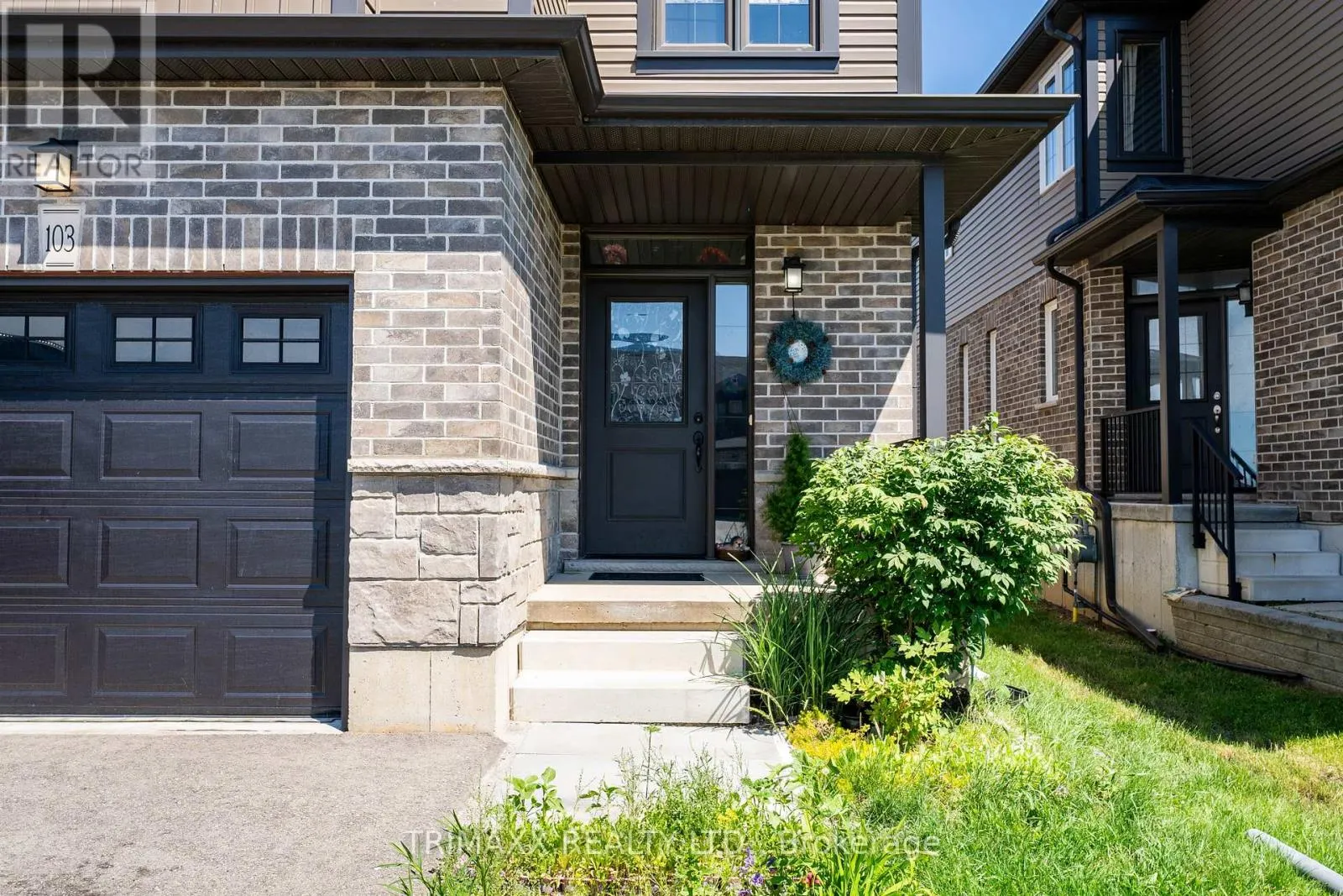 103 LINKS CRESCENT