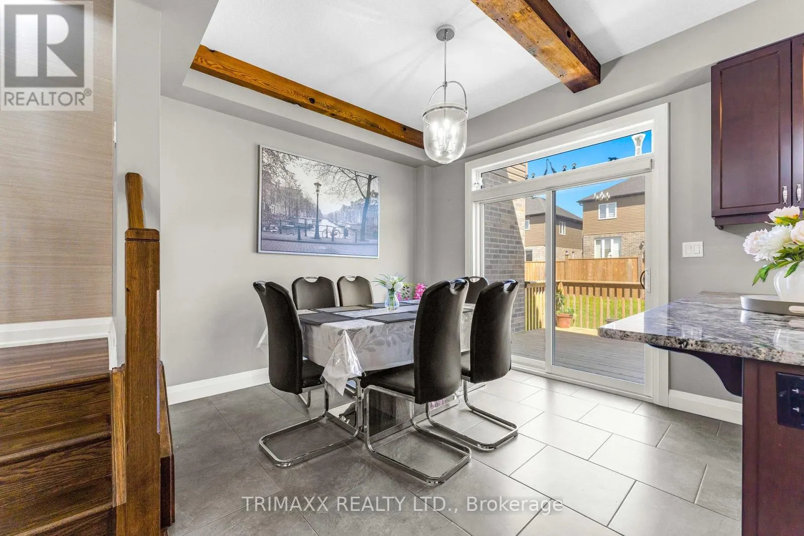 103 LINKS CRESCENT