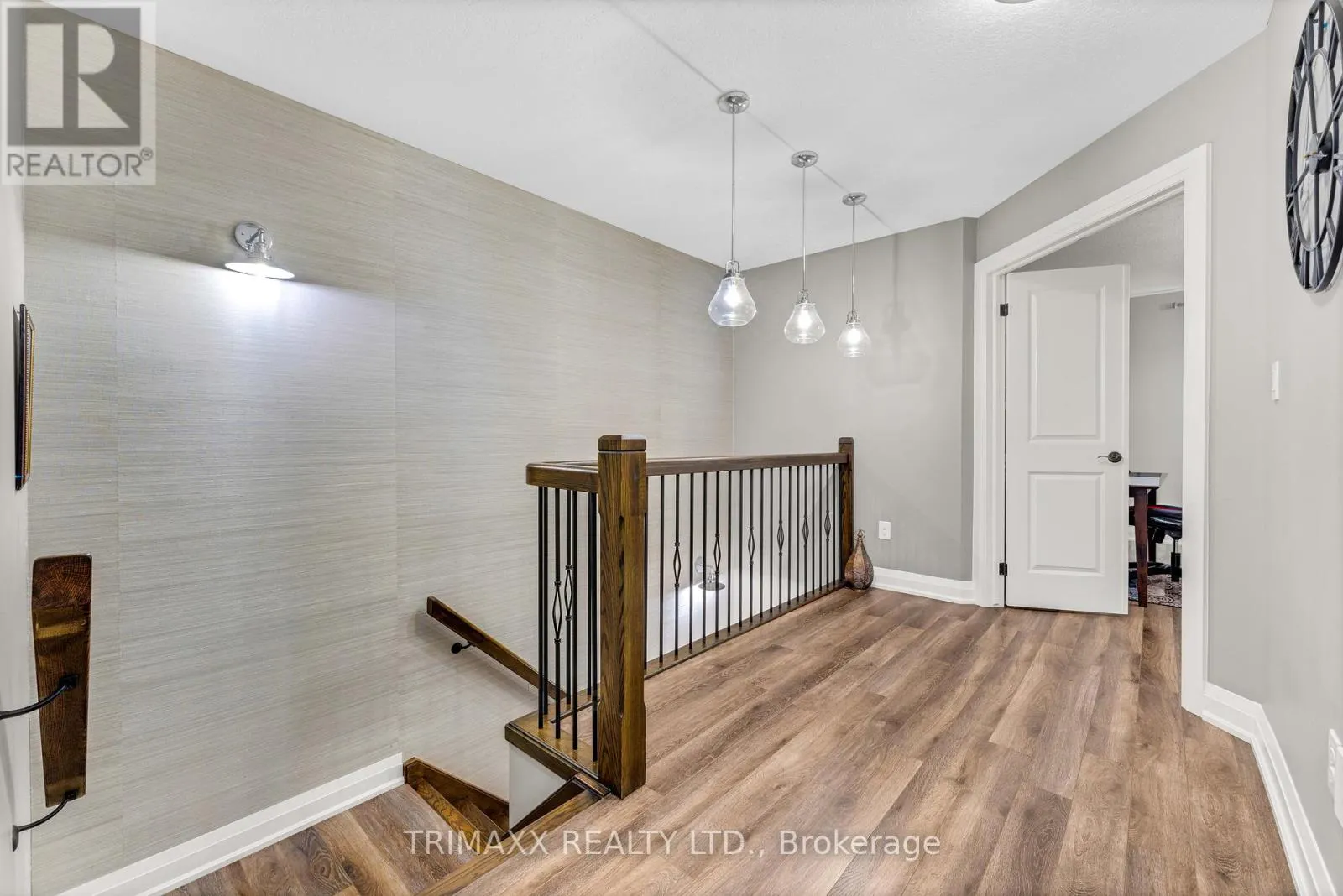 103 LINKS CRESCENT