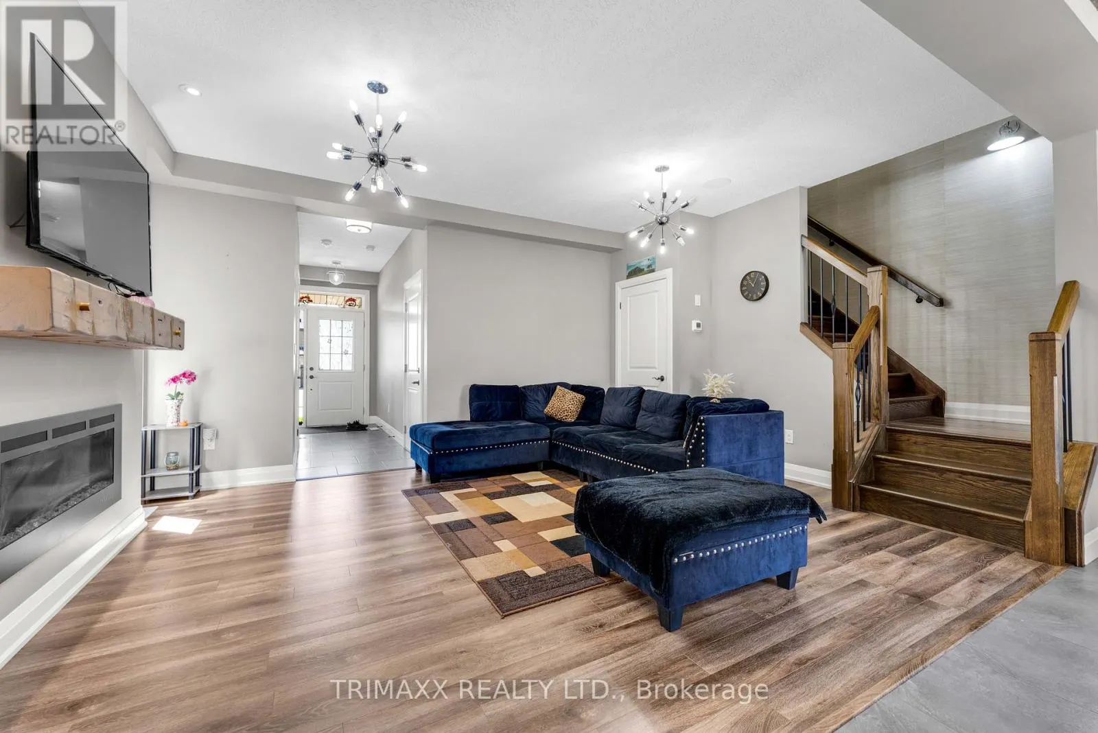 103 LINKS CRESCENT