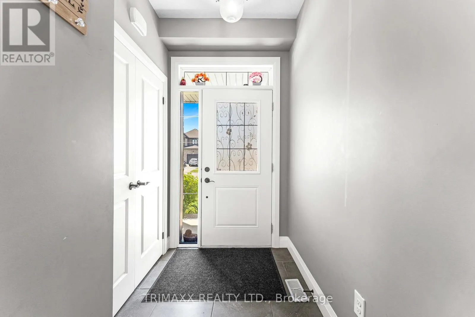 103 LINKS CRESCENT