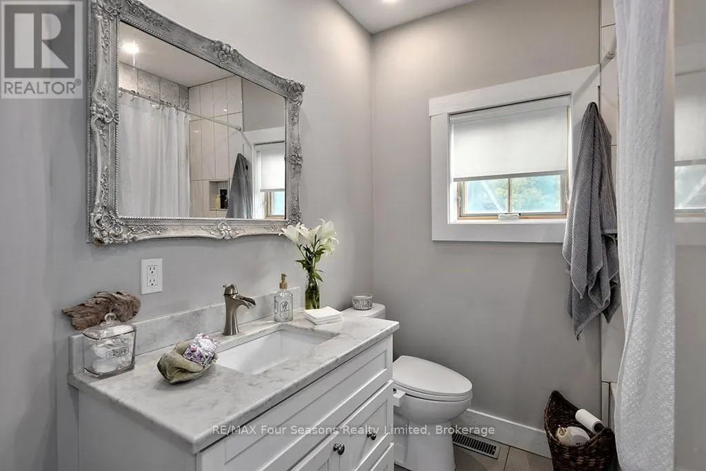 495529 GREY ROAD 2