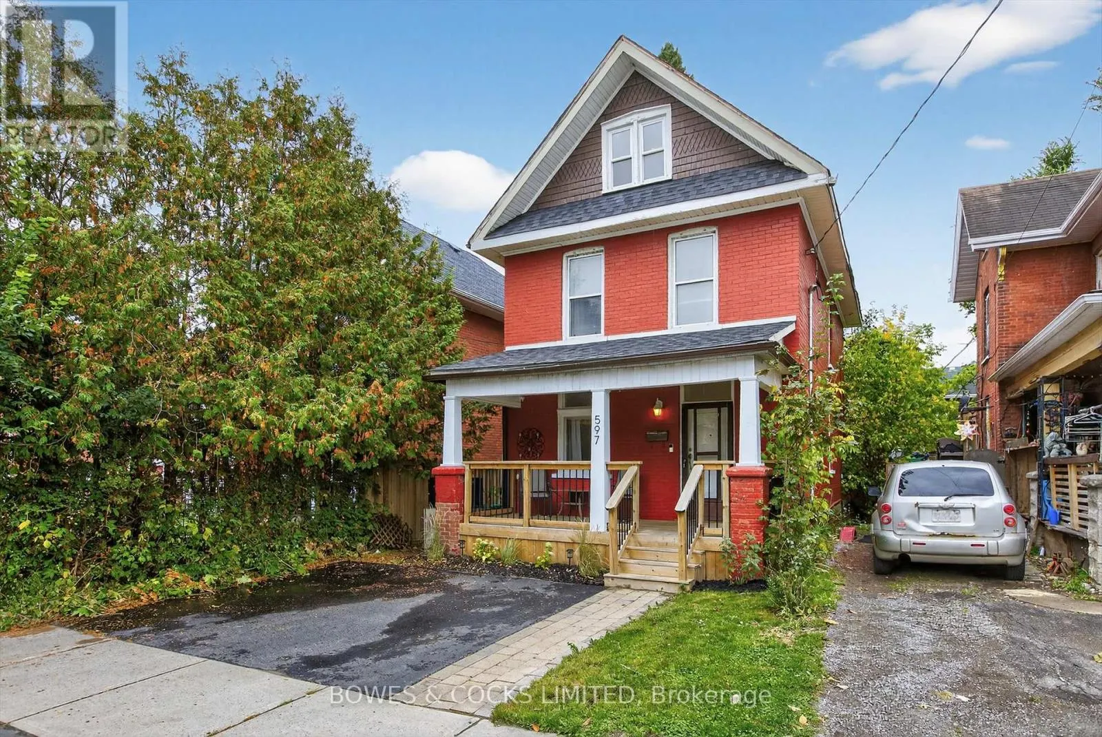 597 BOLIVAR STREET