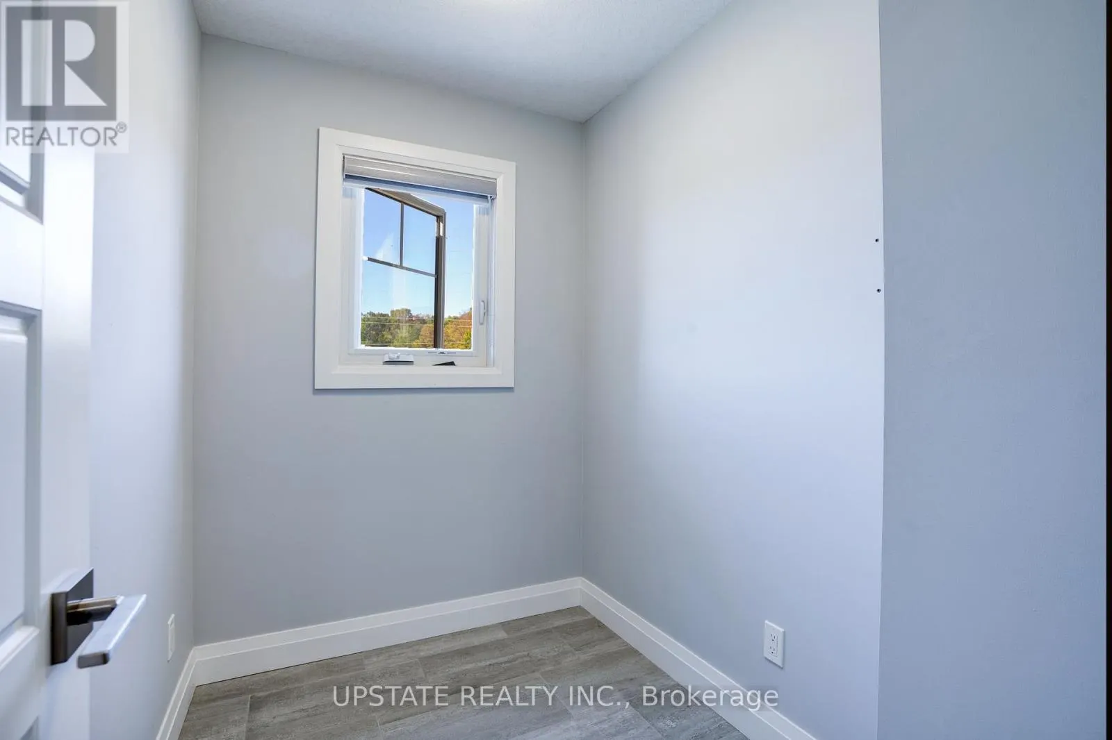 2694 BOBOLINK LANE