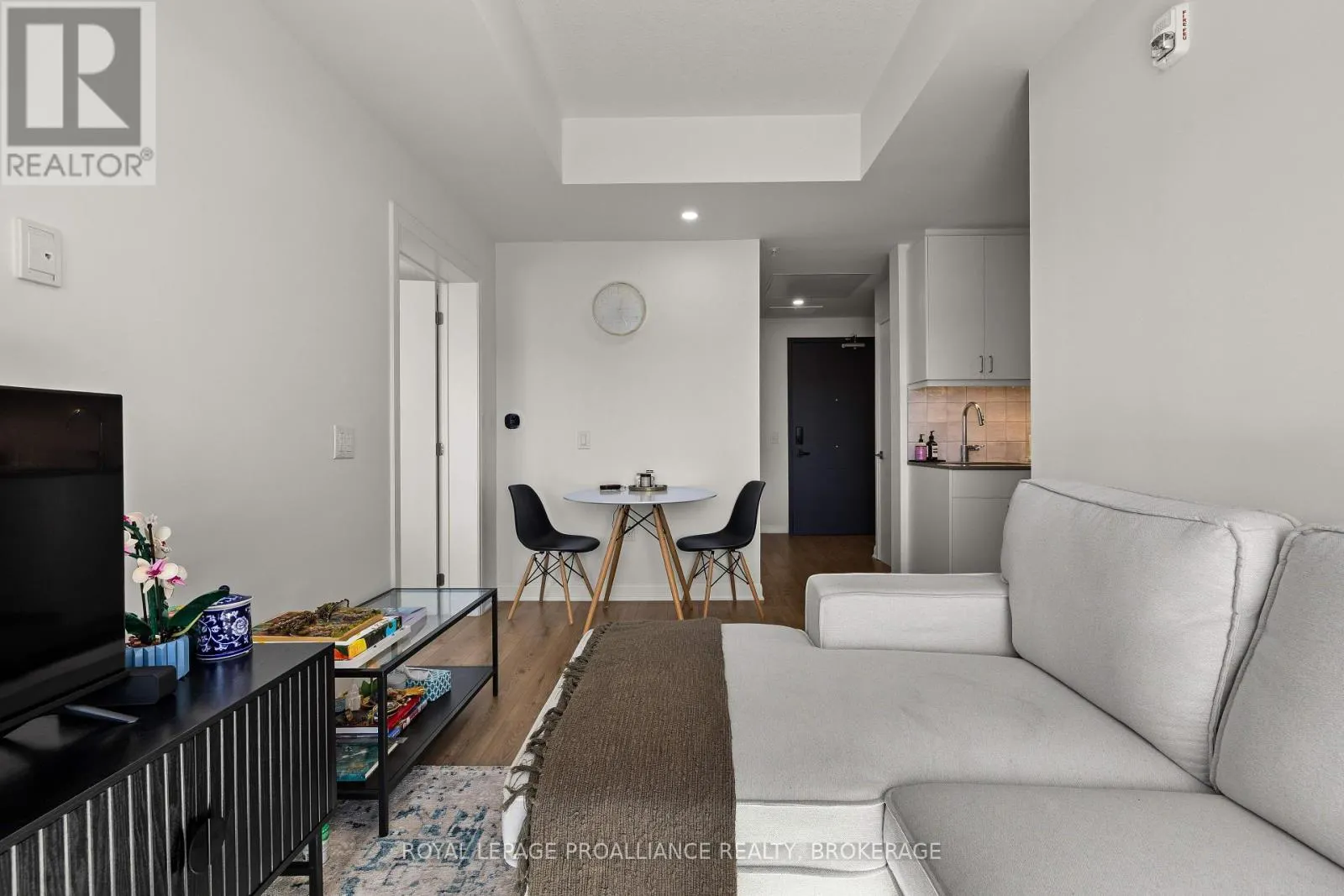 704 - 223 PRINCESS STREET, #704