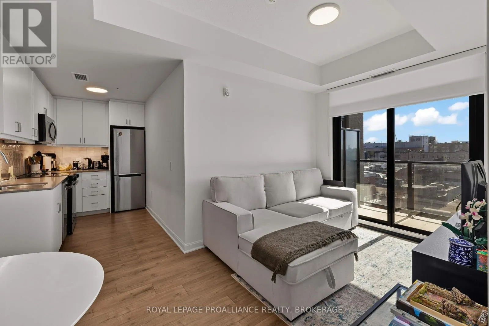 704 - 223 PRINCESS STREET, #704