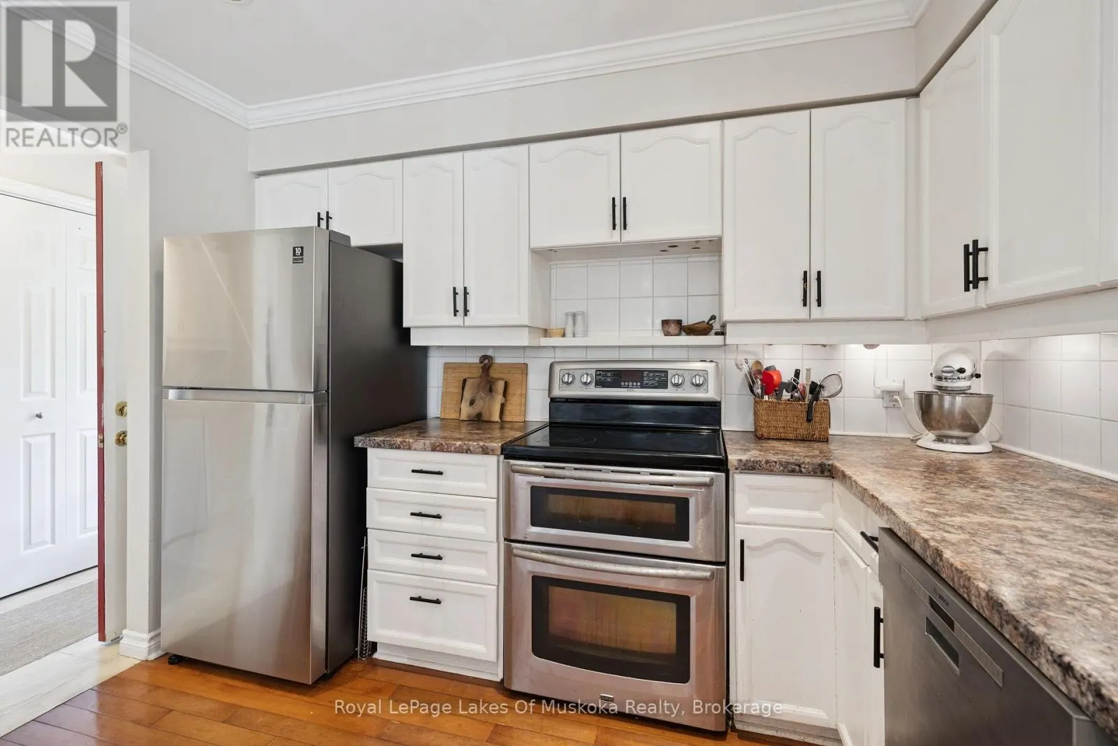 1779 MUSKOKA RD 118 ROAD W