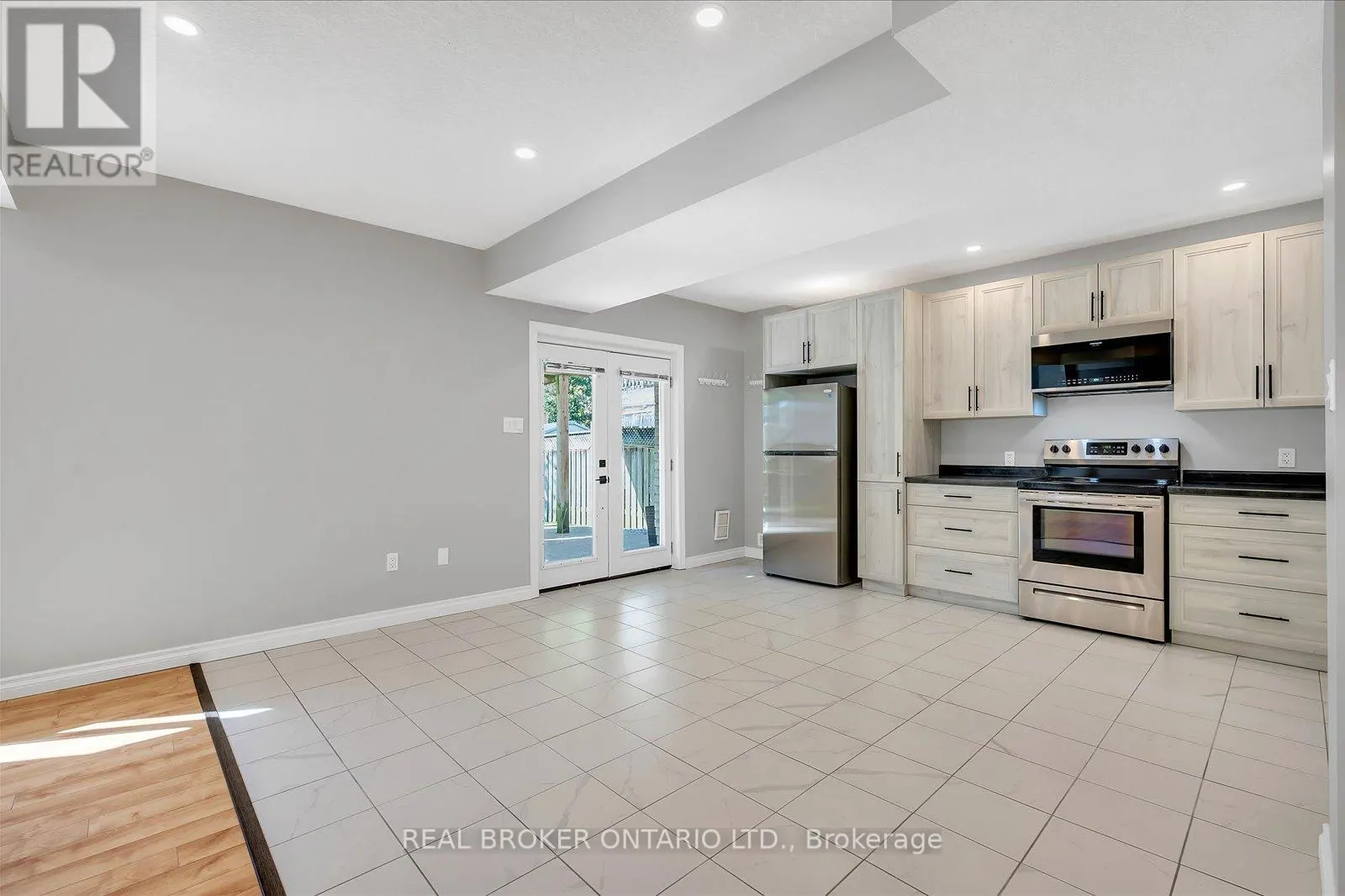 LOWER - 99 LANGLAW DRIVE