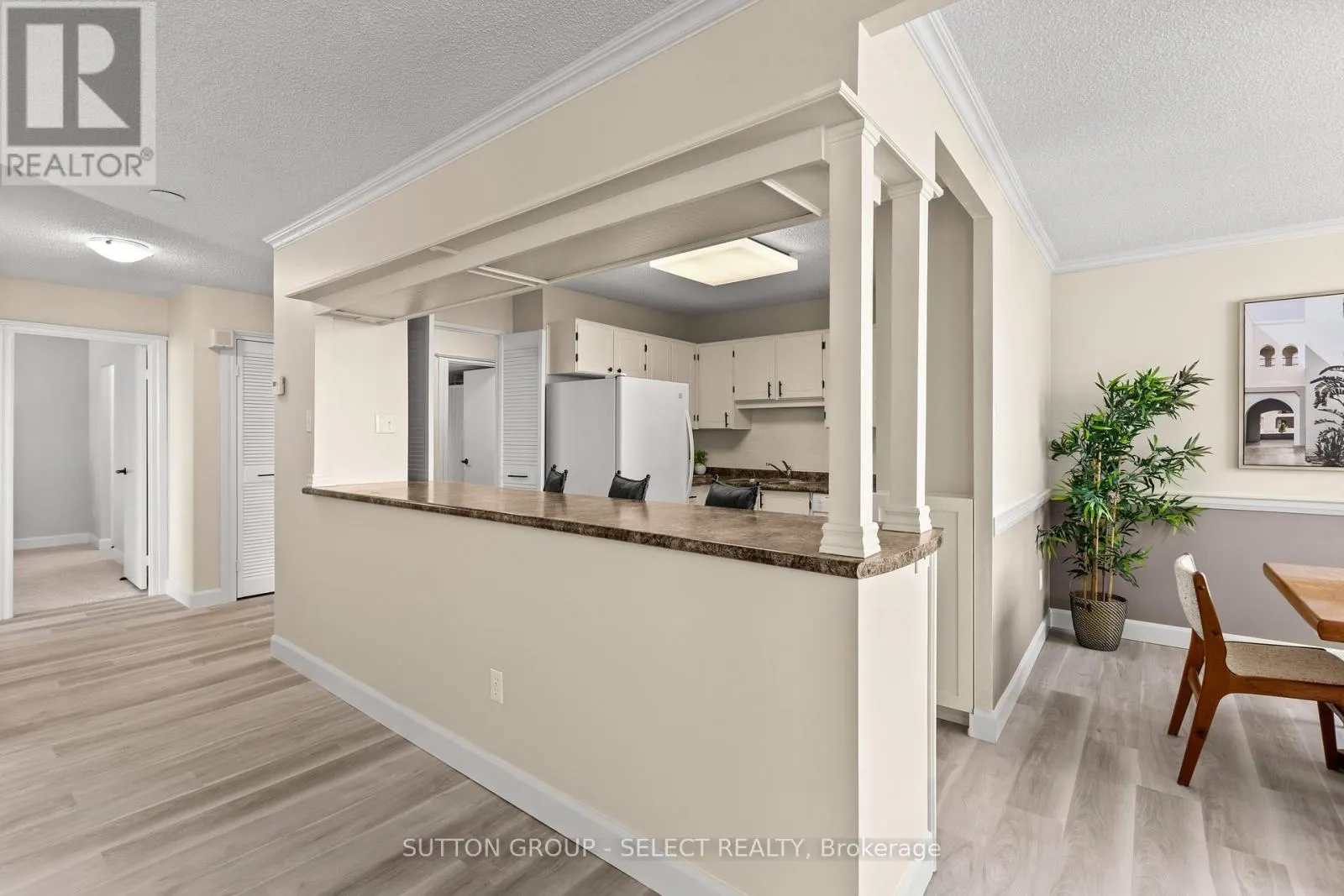 S01702 - 380 KING STREET, #S01702