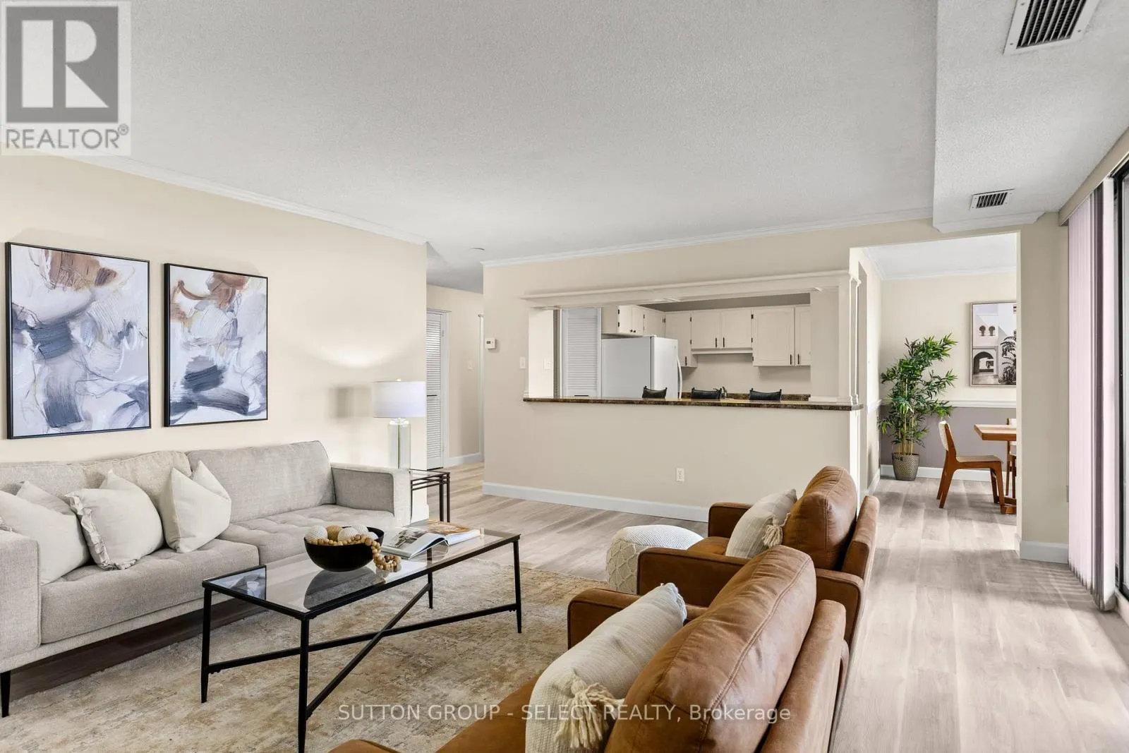 S01702 - 380 KING STREET, #S01702