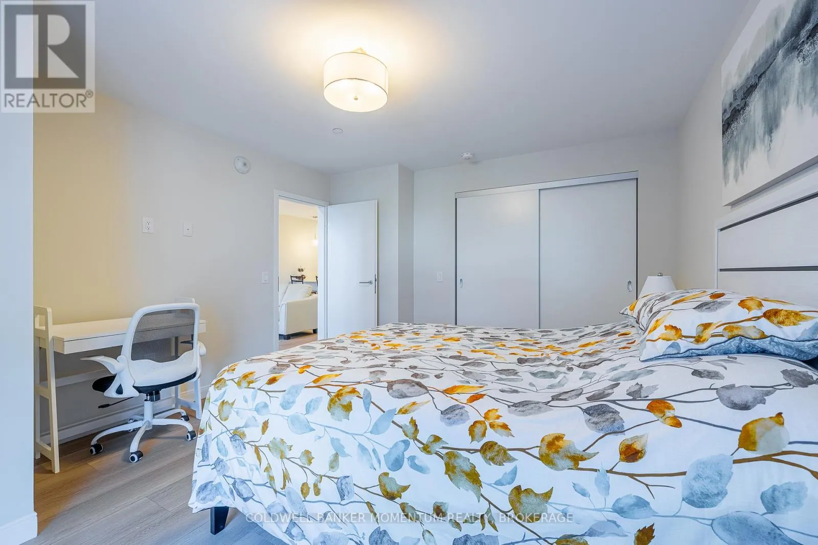 403 - 118 WEST STREET, #403