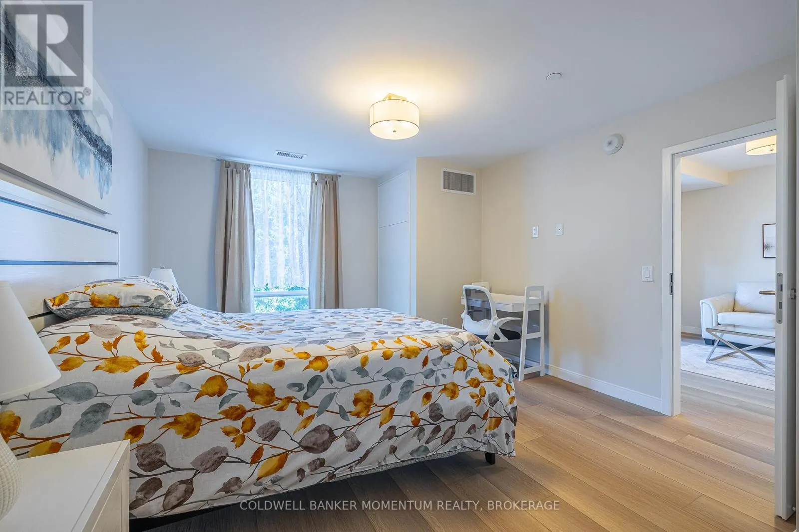 403 - 118 WEST STREET, #403