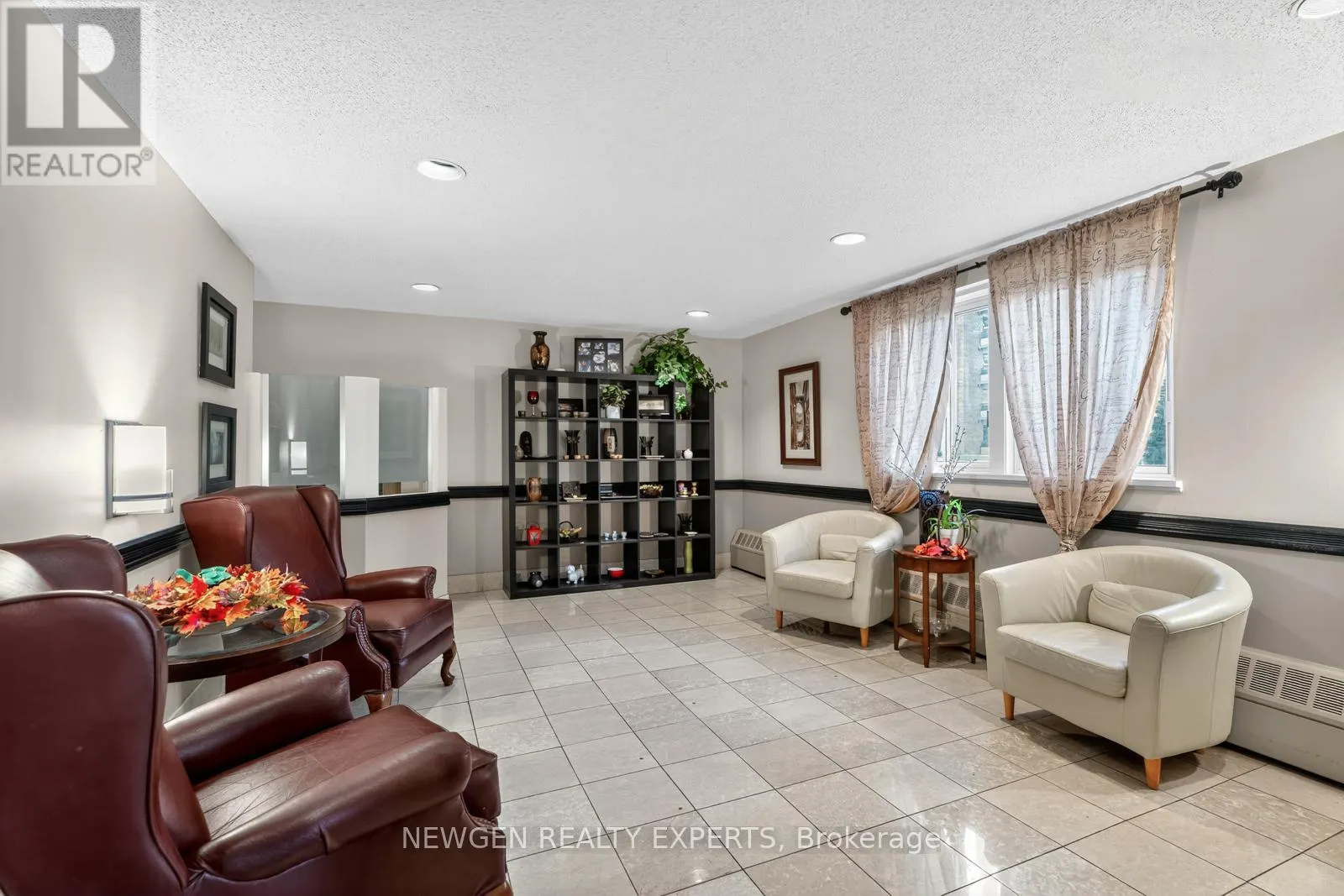 915 - 1505 BASELINE ROAD