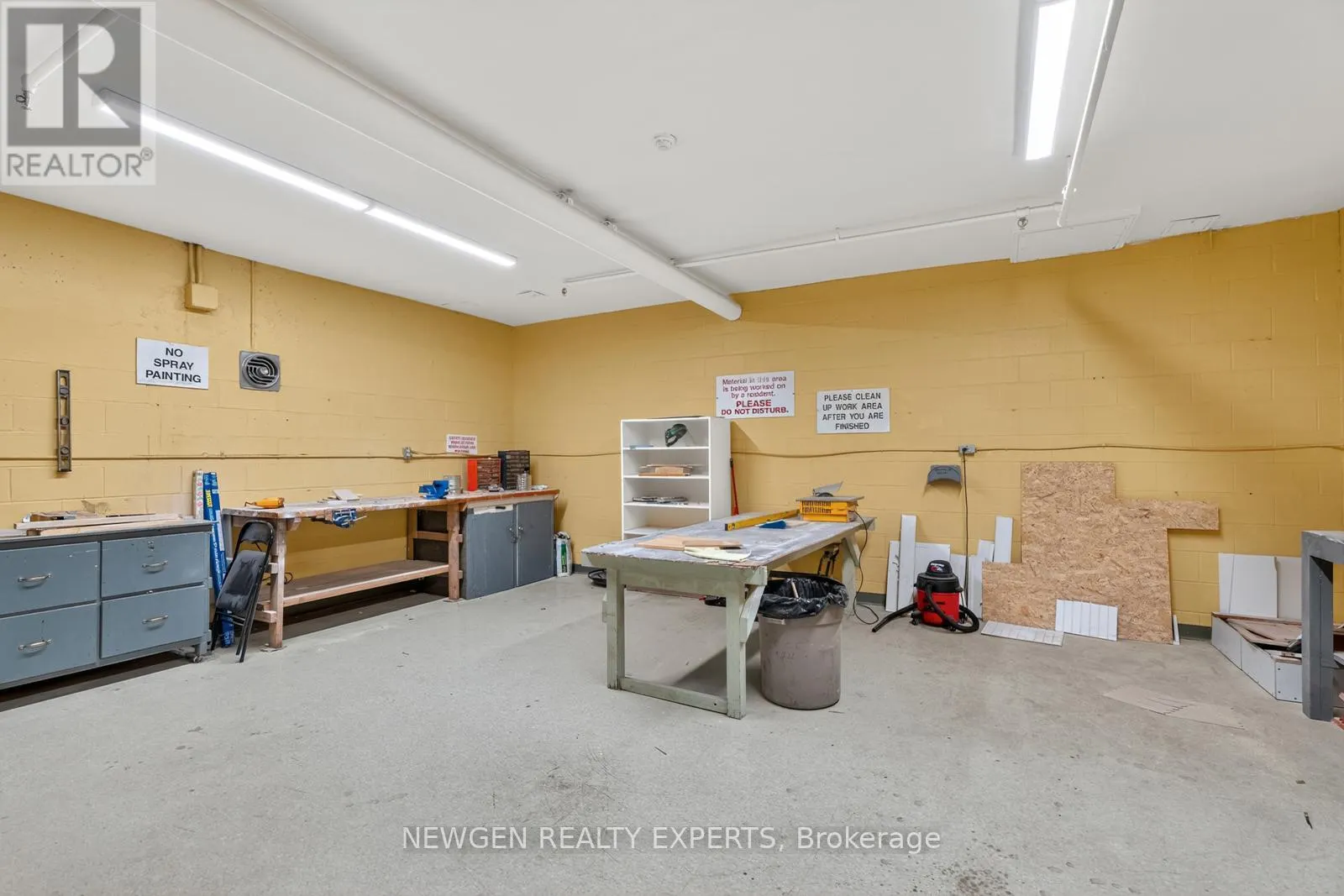 915 - 1505 BASELINE ROAD