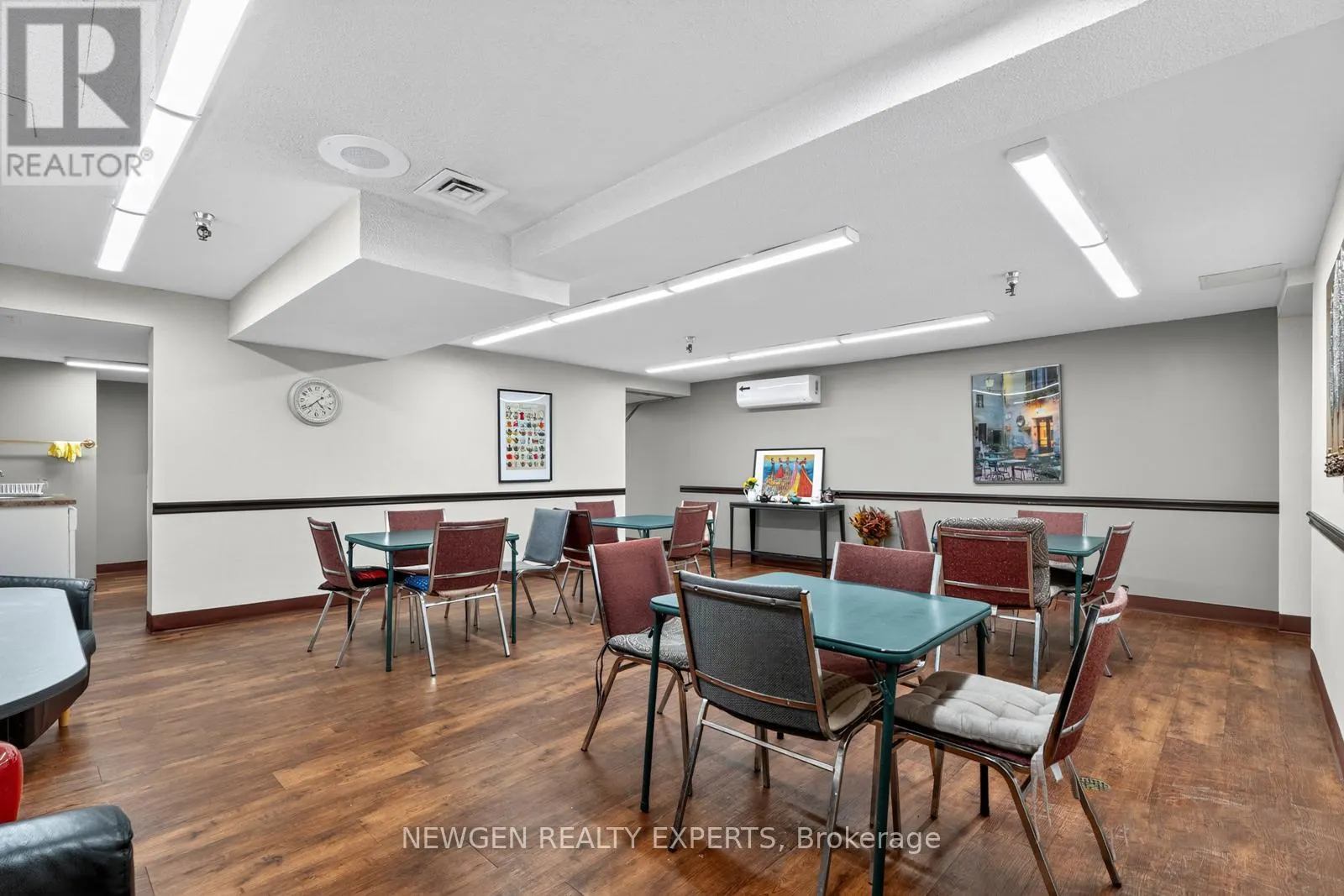 915 - 1505 BASELINE ROAD