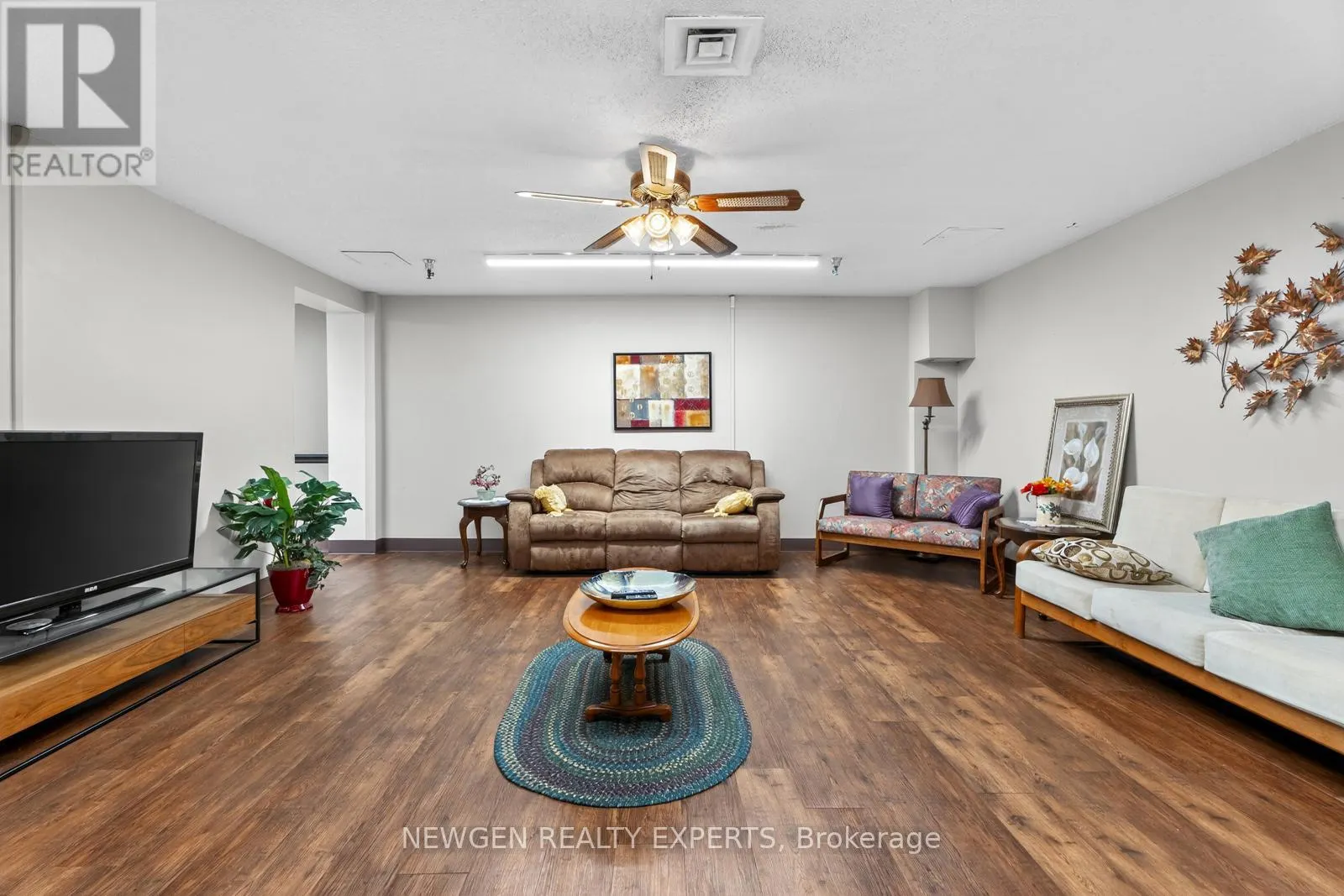 915 - 1505 BASELINE ROAD