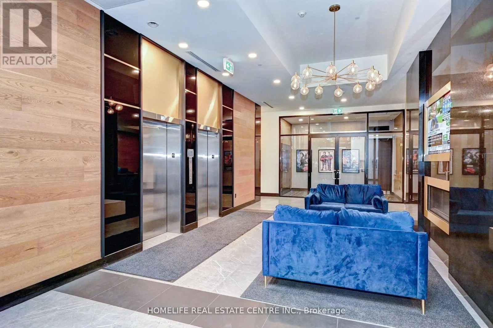 730 - 145 COLUMBIA STREET W