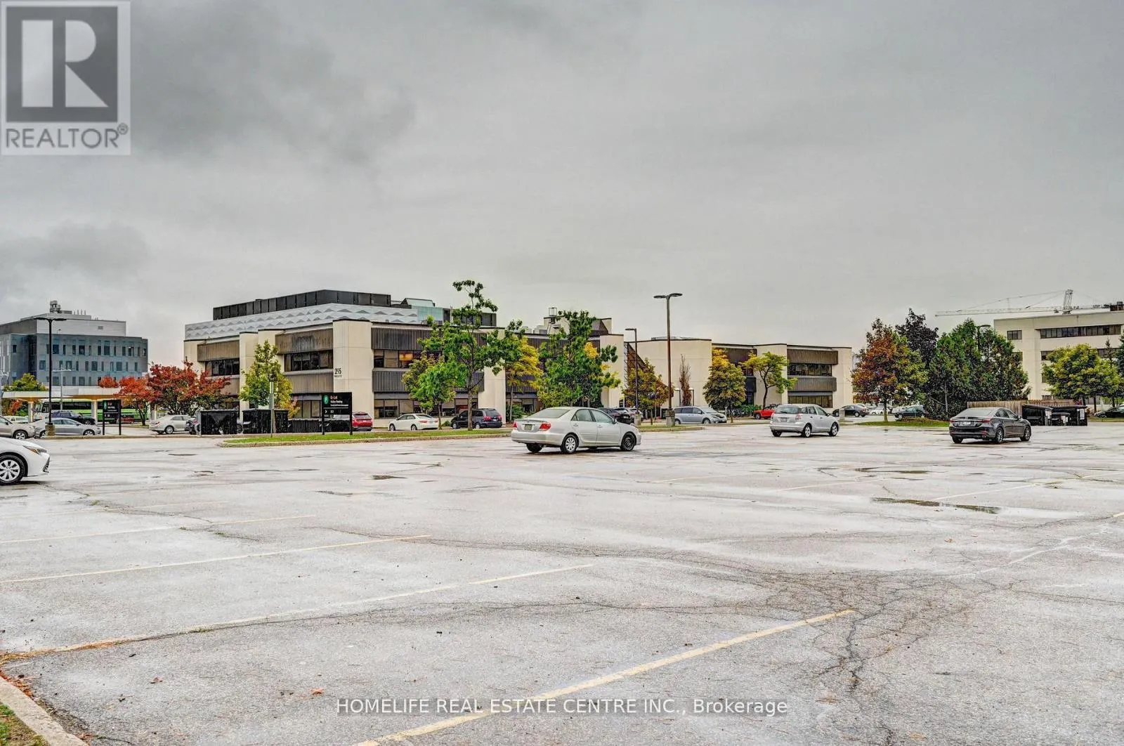730 - 145 COLUMBIA STREET W