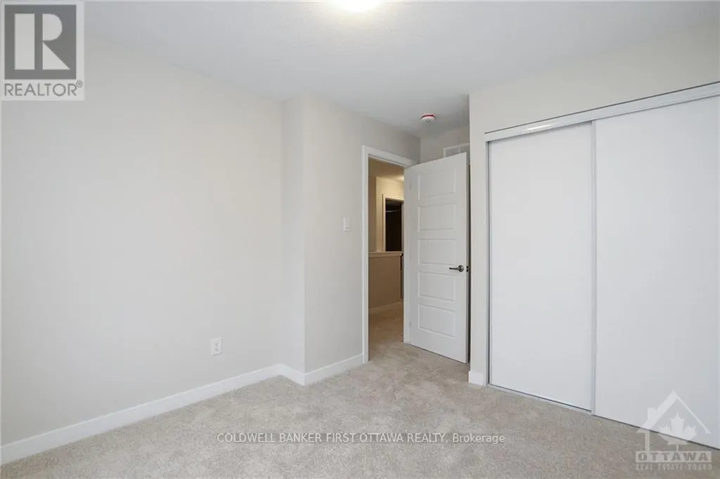 71 KINDRED ROW
