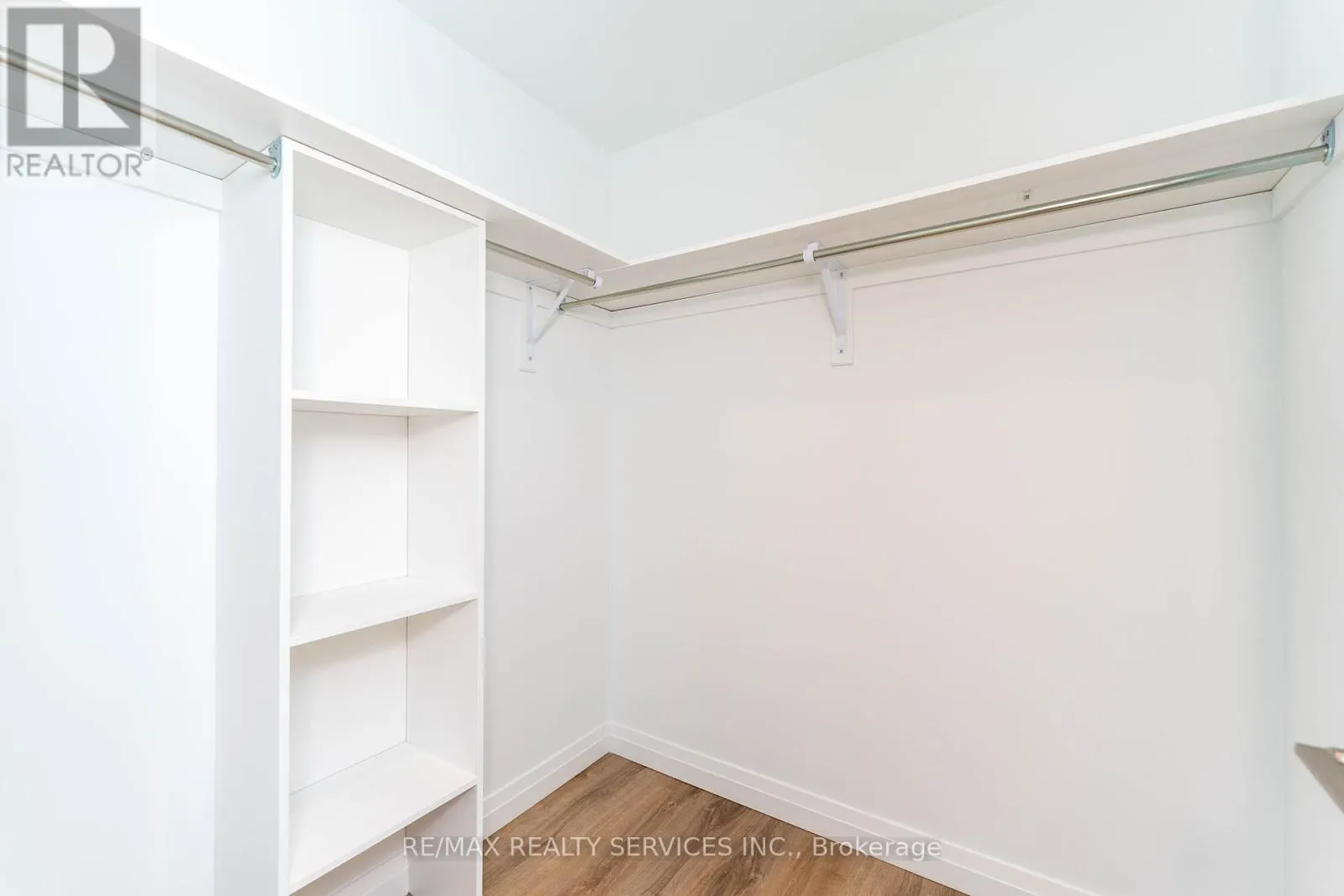 402 - 525 NEW DUNDEE ROAD