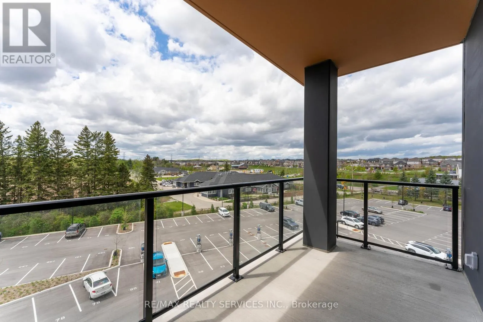 402 - 525 NEW DUNDEE ROAD