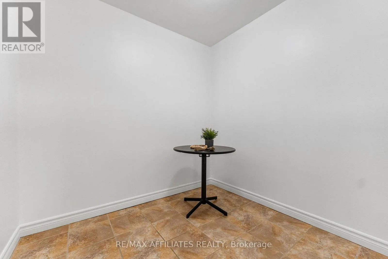 49 - 1250 MCWATTERS ROAD