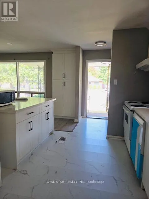 MAIN - 83 IRVING PLACE