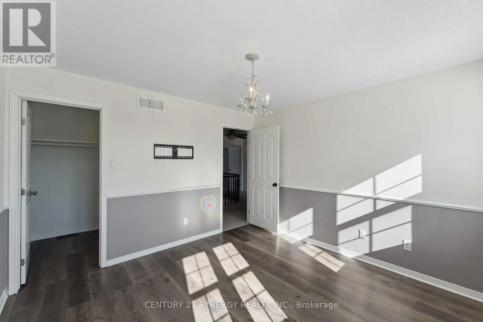 59 BAYWOOD DRIVE
