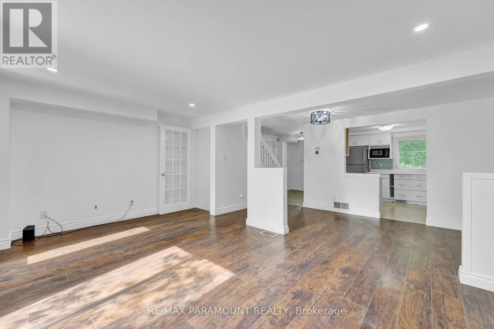 32 ENFIELD DRIVE