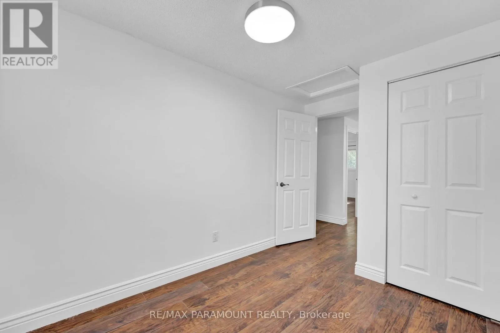 32 ENFIELD DRIVE