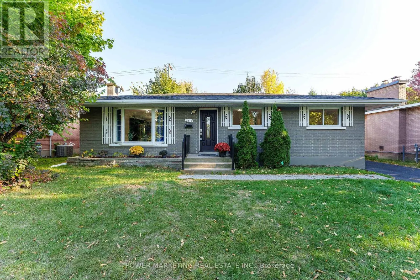 2372 RILEY AVENUE