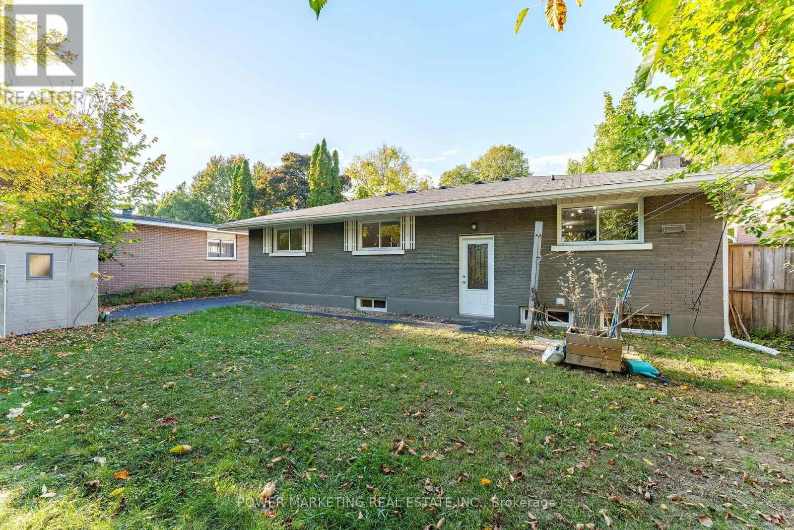 2372 RILEY AVENUE