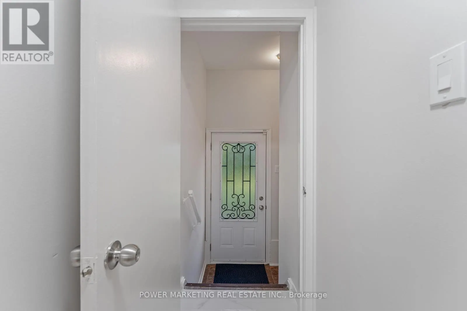 2372 RILEY AVENUE